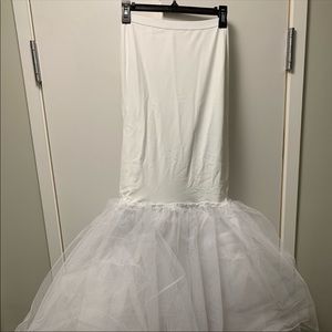 David’s bridal trumpet slip underskirt